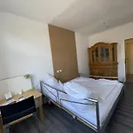 Hotel Bahnhof 3*