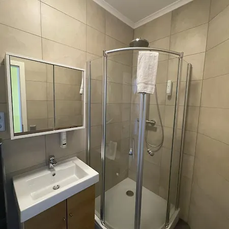 Hotel Bahnhof 3*